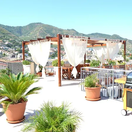 Oda ve Kahvaltı Scirocco Cefalù