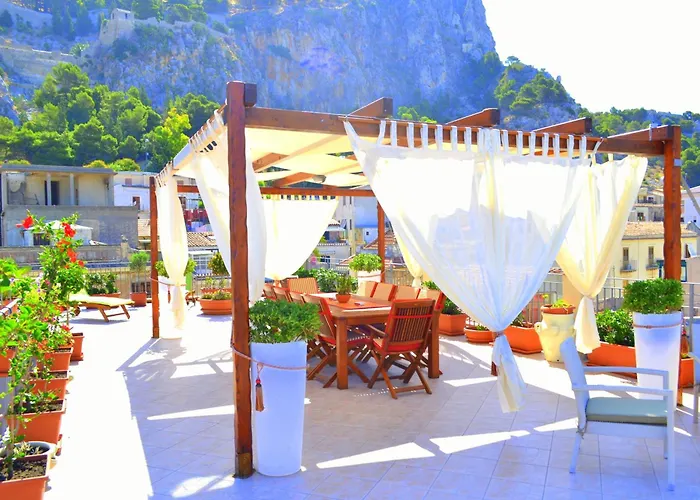 Bed and breakfast Scirocco Cefalú