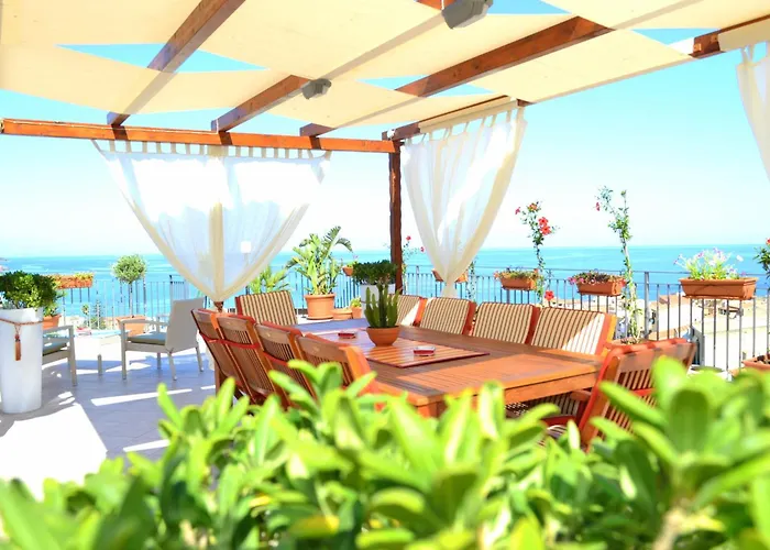 Bed and breakfast Scirocco Cefalú